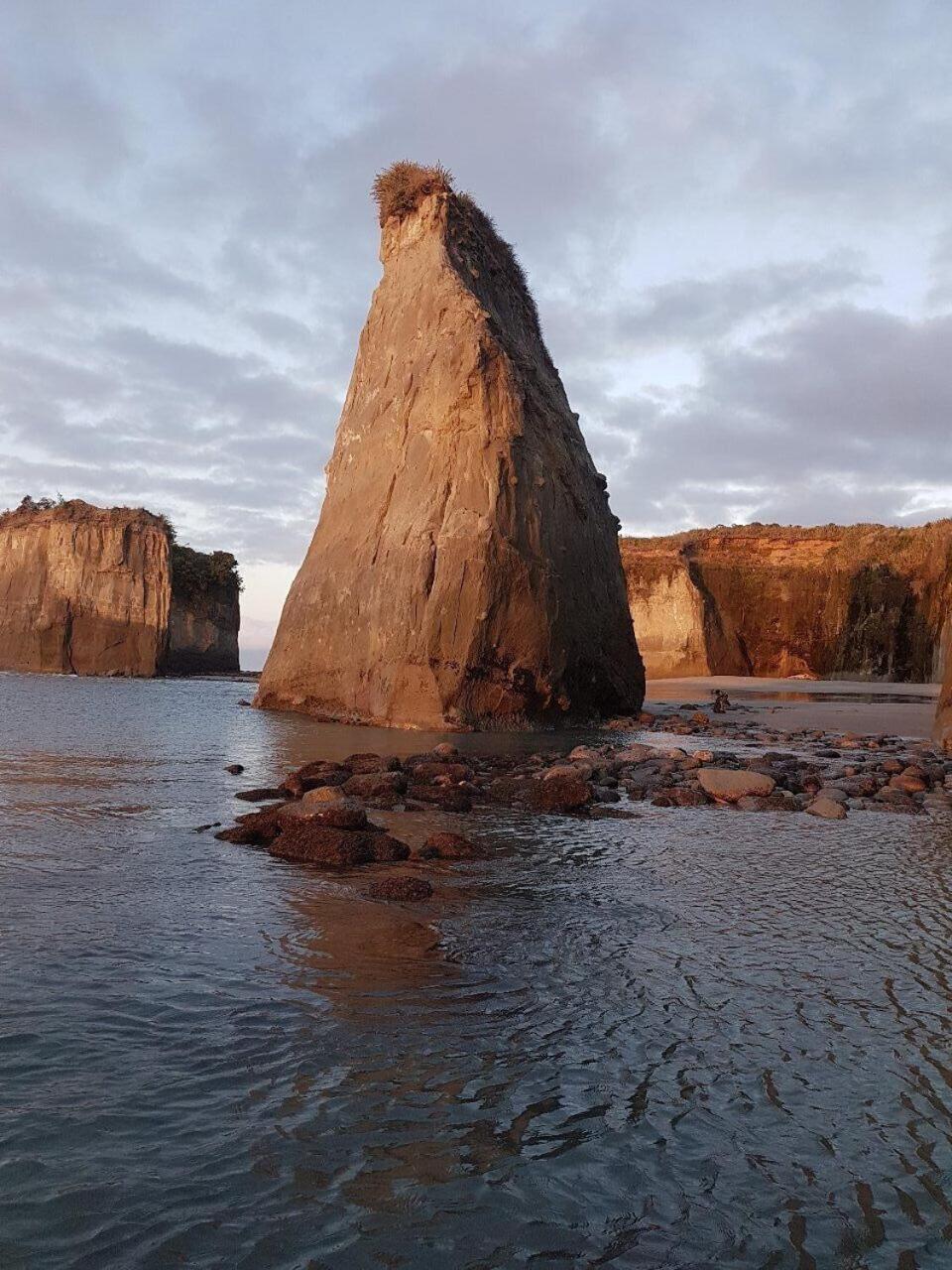 The Hole In The Rock Yurt Hotel Cape Foulwind Exterior foto