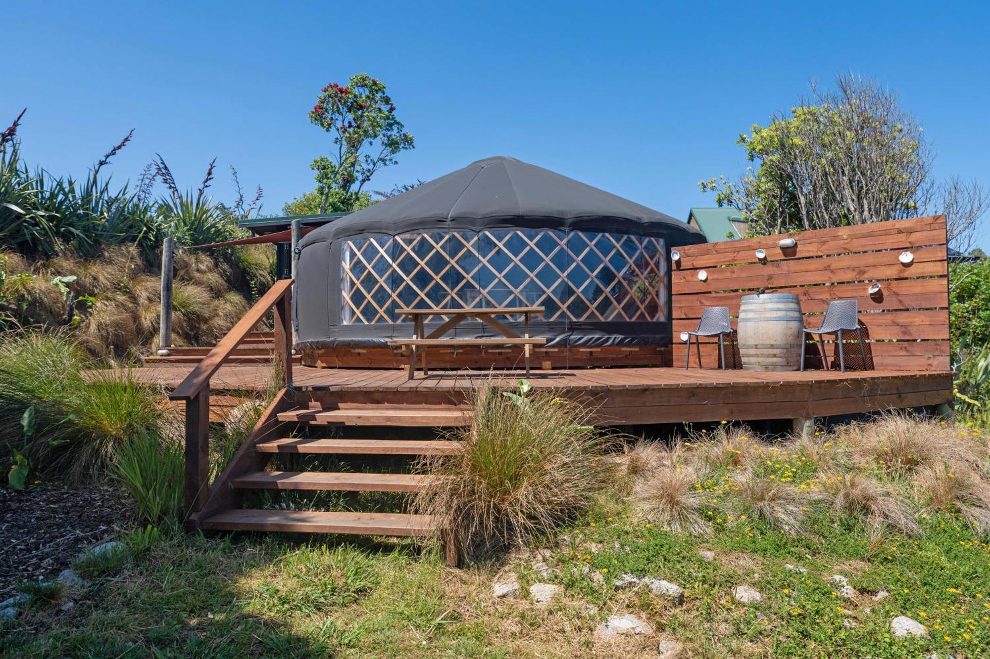 The Hole In The Rock Yurt Hotel Cape Foulwind Exterior foto
